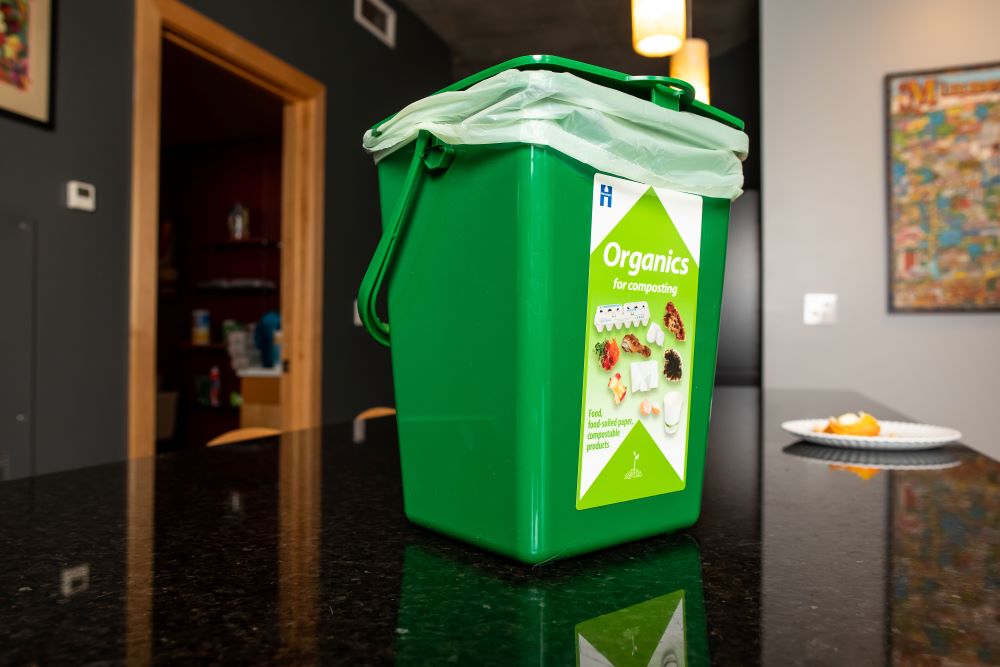 Organics recycling at home label for residents